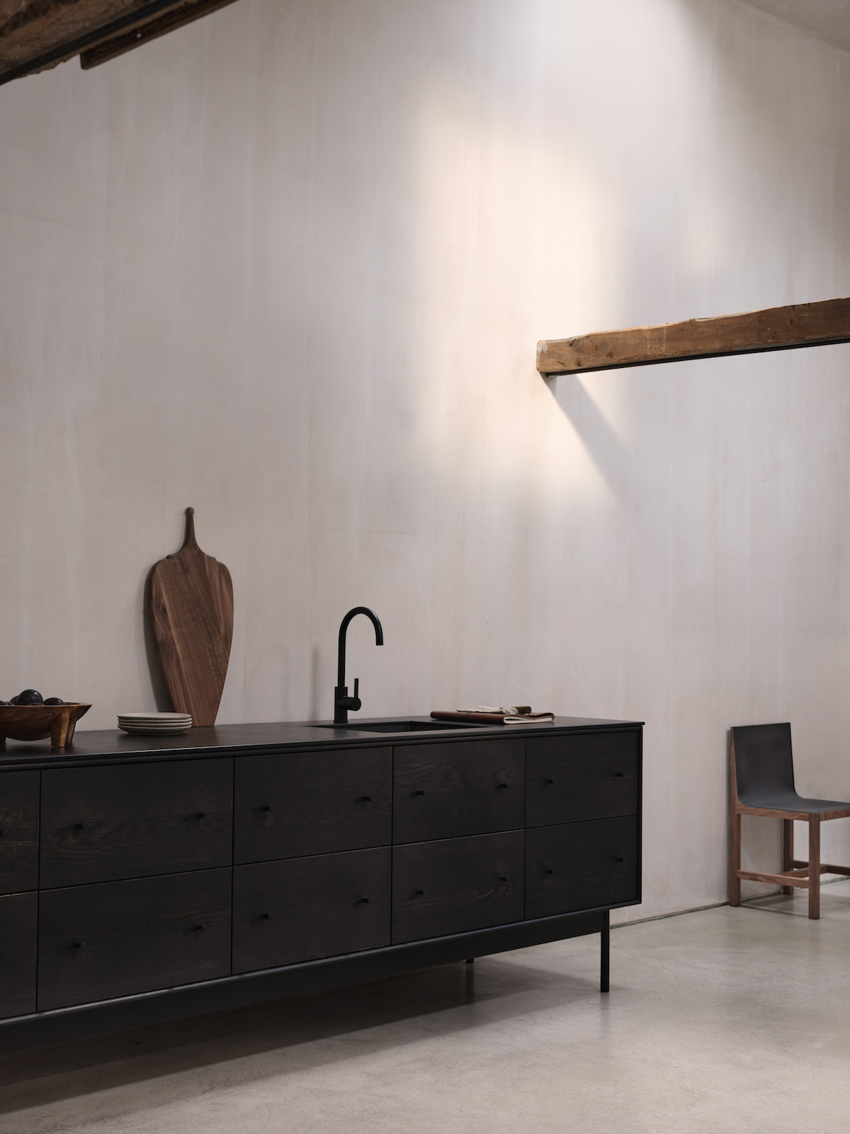 Edward Collinson design studio Black kitchen and white ash Note table