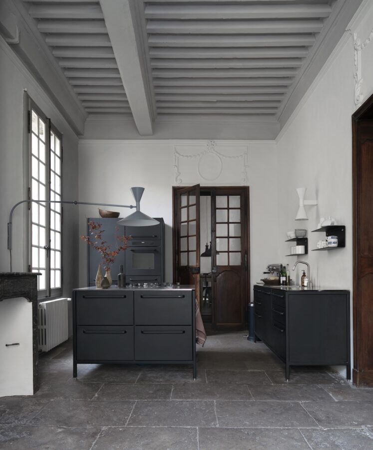 A French townhouse with a VIPP kitchen