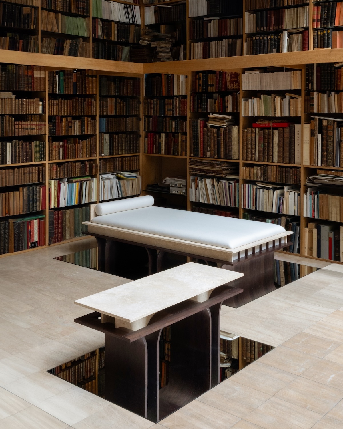 Arcus - Contemporary Elegance by Haydn von Werp