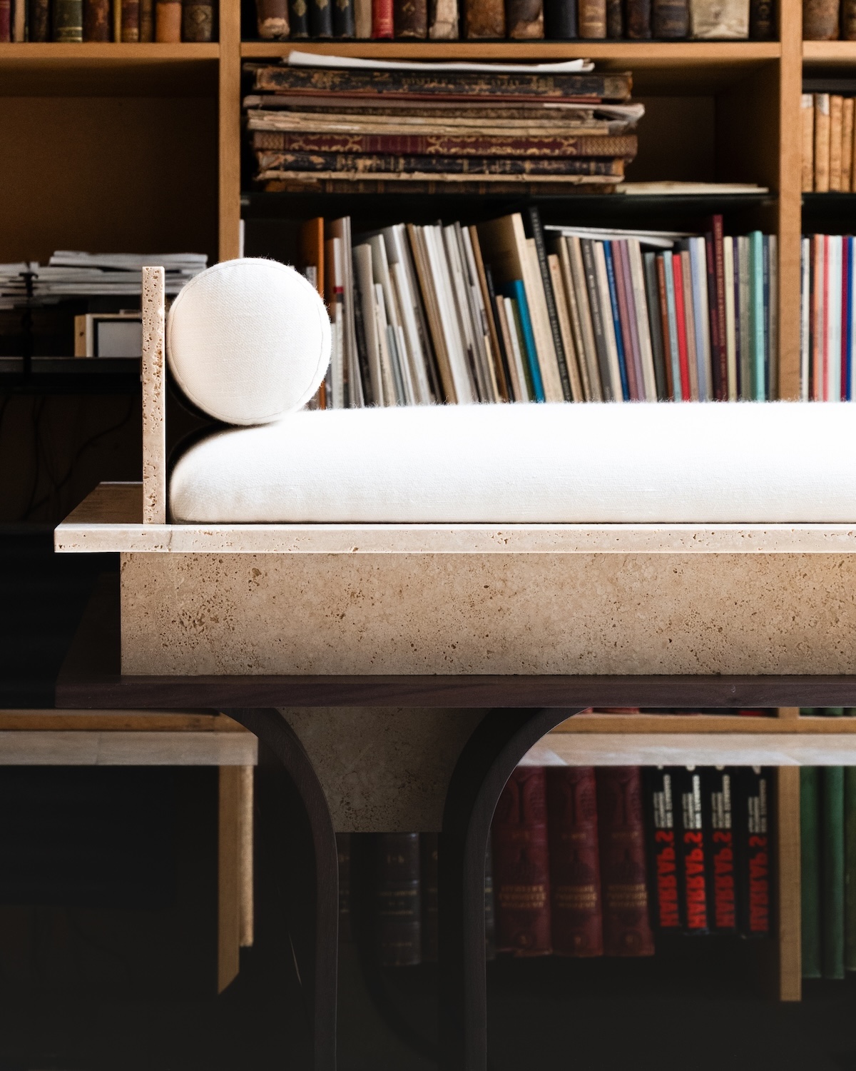 Arcus - Contemporary Elegance by Haydn von Werp