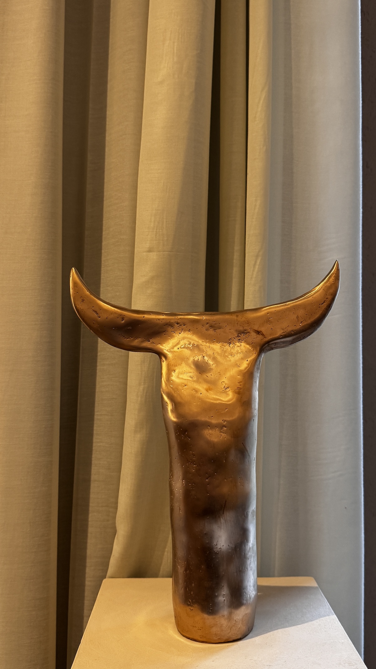 LA-LUNE-GALLERY-at-COR-GALLERY-PARIS-2026-BY-VOSGESPARIS