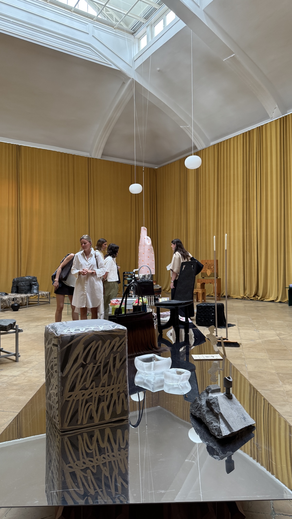  THE-HALL-ANTWERP-DESIGN-WEEK