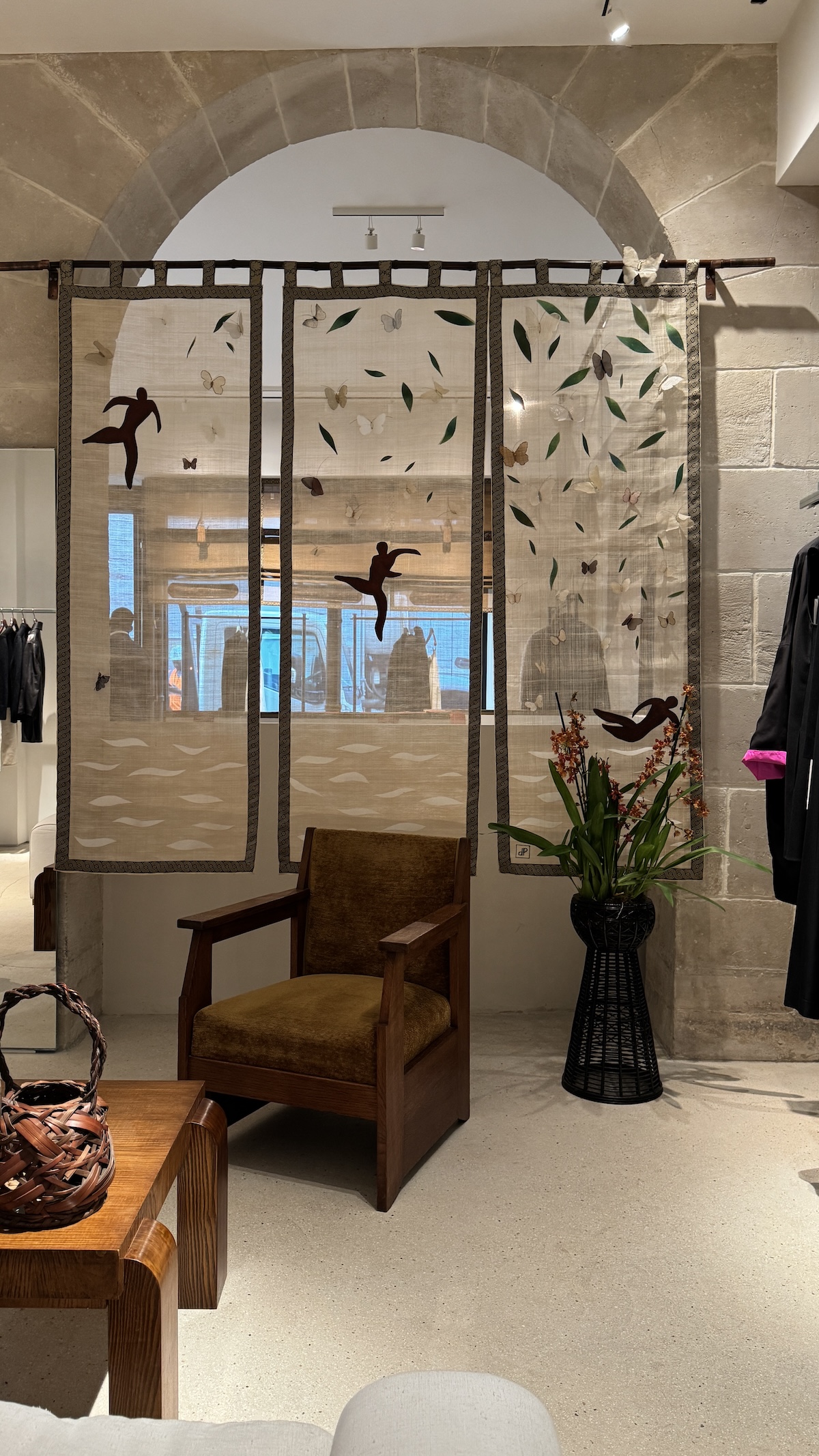 The Row Paris interior by vosgesparis